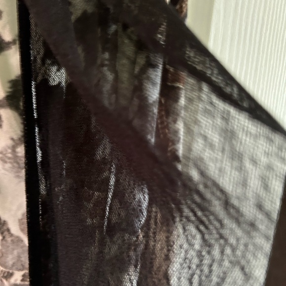 Black trim dressy high/low cardigan with long sleeves - Picture 3 of 7